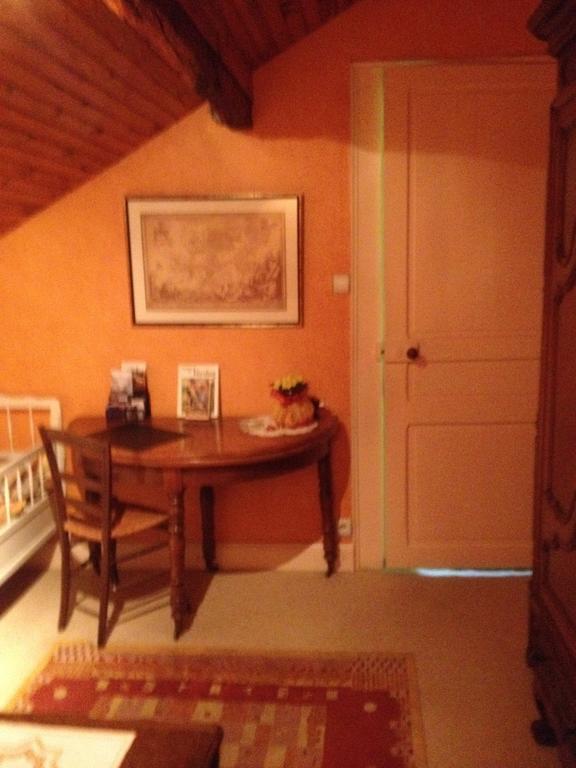 Chambres D'Hotes Des 3 Rois Verdun-sur-Meuse Værelse billede